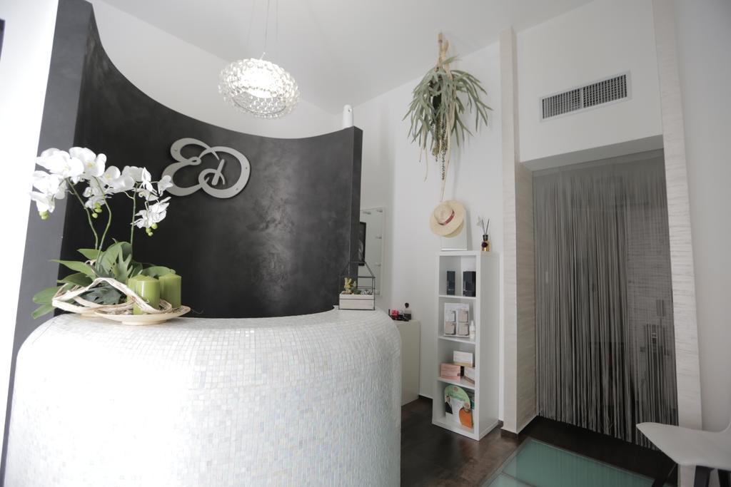 Piccola Caracas B&B ลิกาตา ภายนอก รูปภาพ